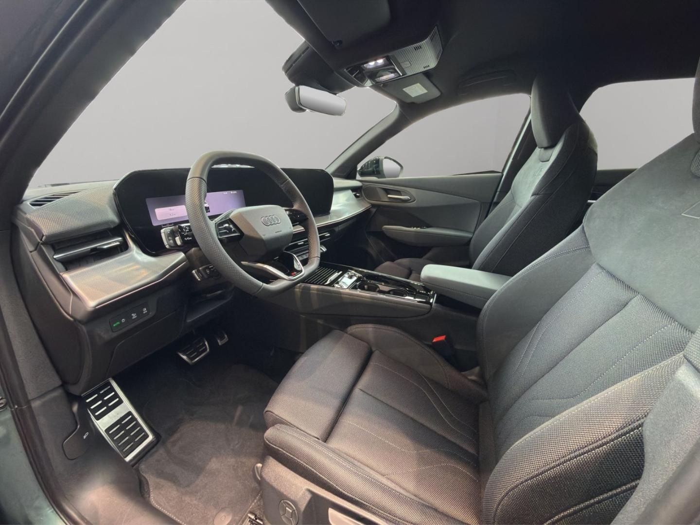 Bild über Audi Q3 SUV TFSI 110 kW S tronic - für weitere Informationen kontaktieren Sie den Audi Partner