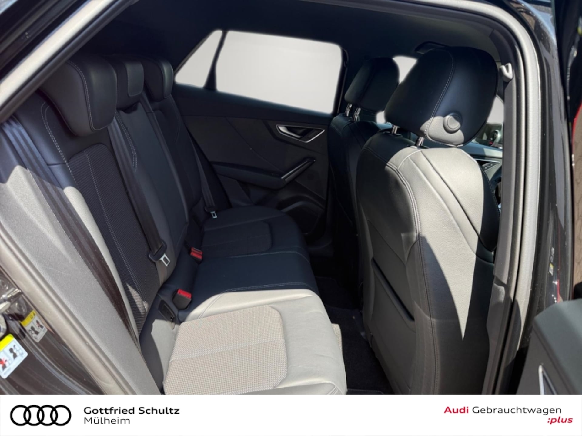 Audi Q2 S line