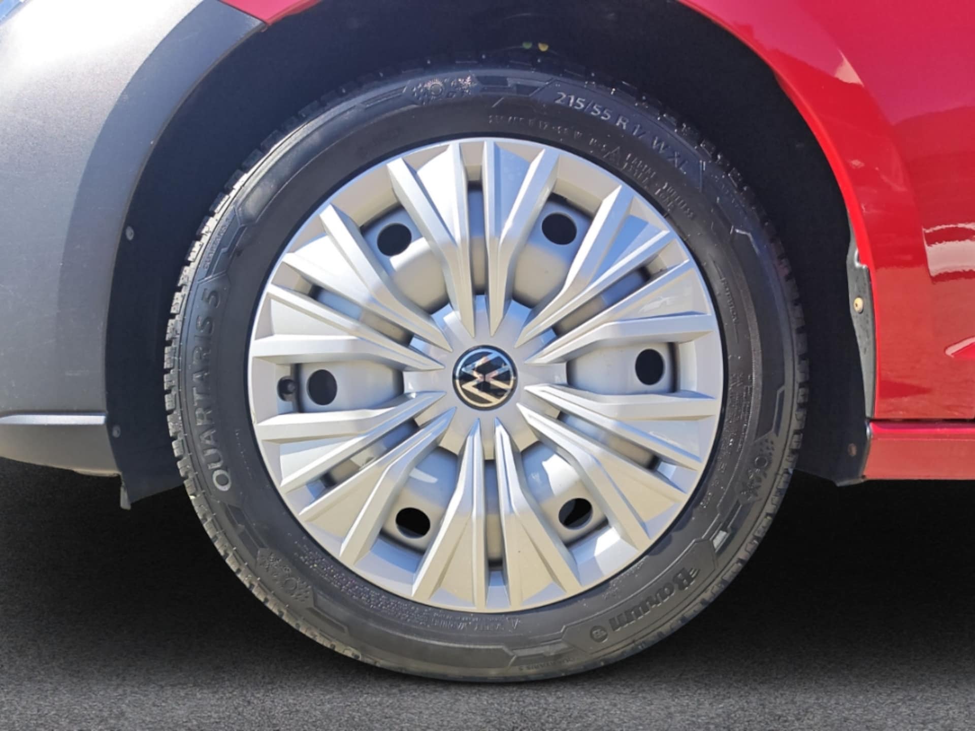 Volkswagen Caddy Basis-Modell