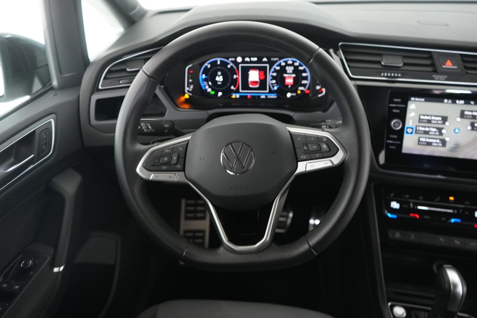 Volkswagen Touran – Bild 13