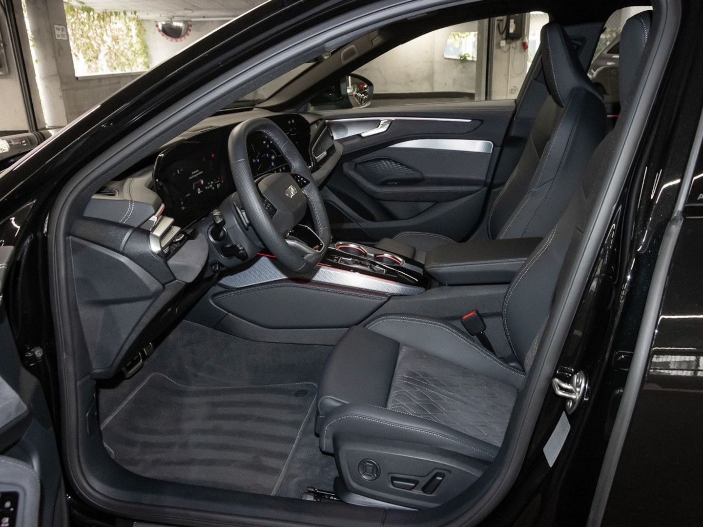 Bild über Audi A6 Limousine edition one TDI 150 kW S tronic - für weitere Informationen kontaktieren Sie den Audi Partner