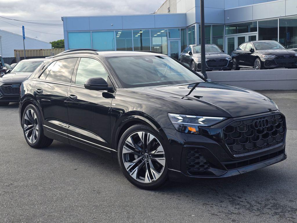 2025 Audi Q8 55 Prestige Tiptonic quattro's photo