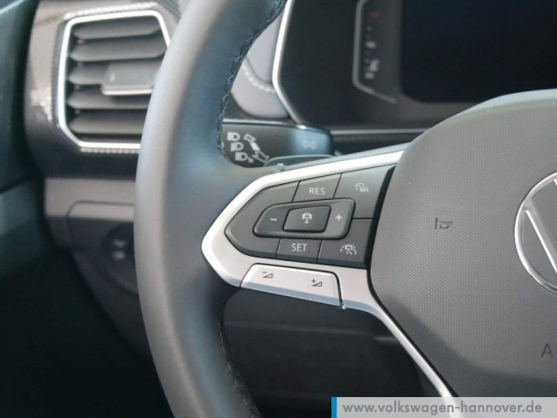 Volkswagen T-Cross Style