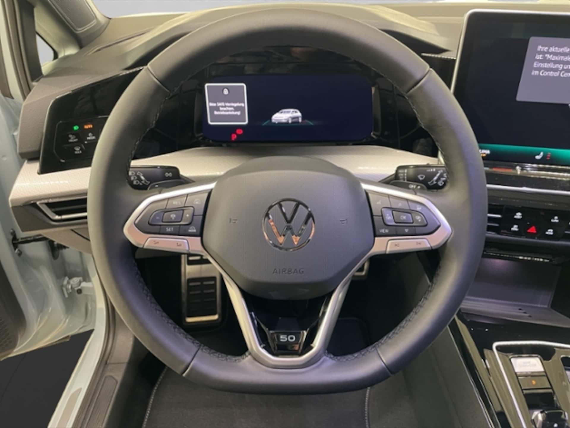 Volkswagen Golf Style