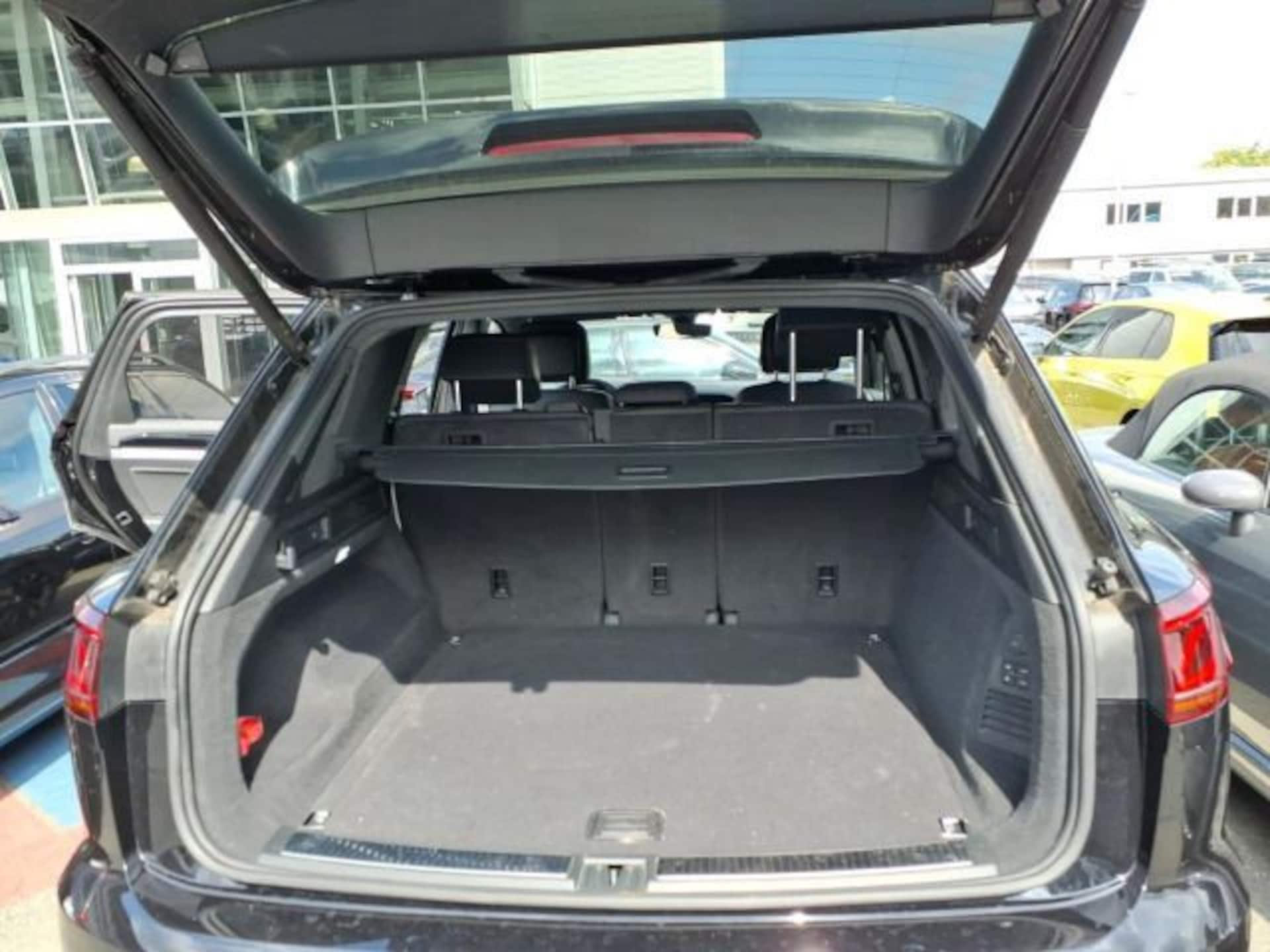 Volkswagen Touareg R-Line
