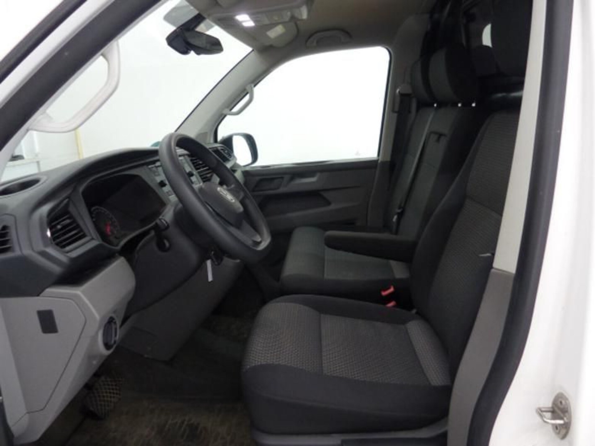 Volkswagen T6.1 Transporter Kasten kurzer Radstand EcoProfi
