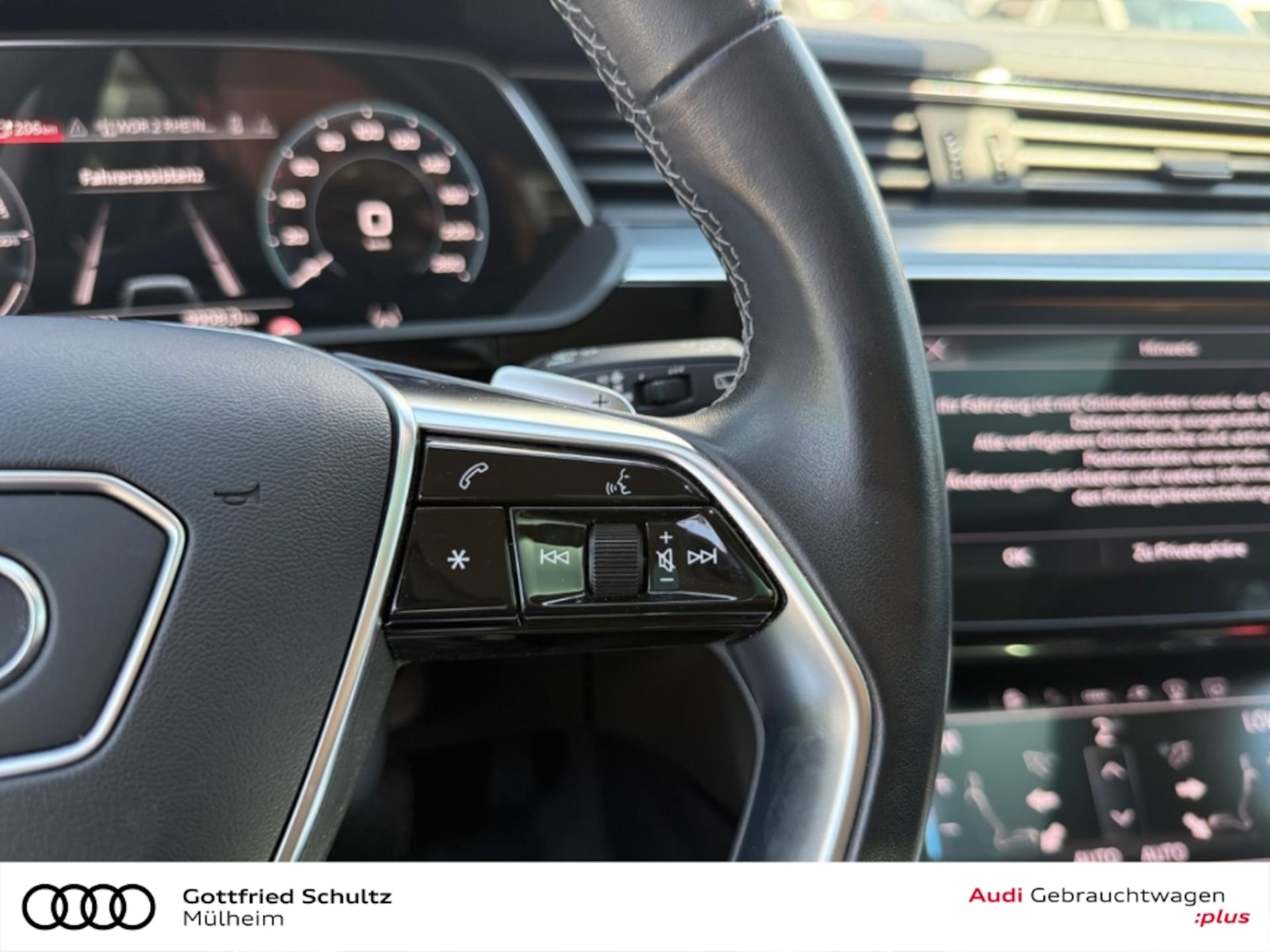 Audi Q8 e-tron Advanced