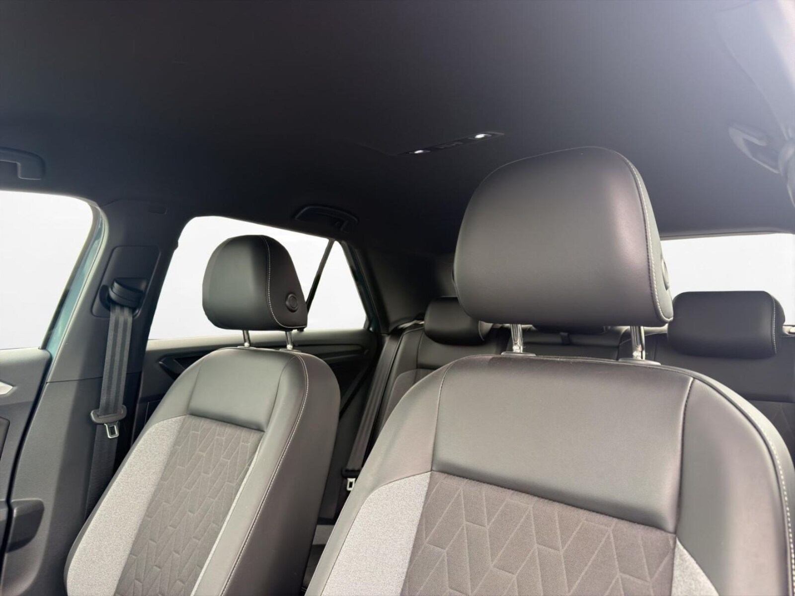 Volkswagen T-Roc – Bild 6