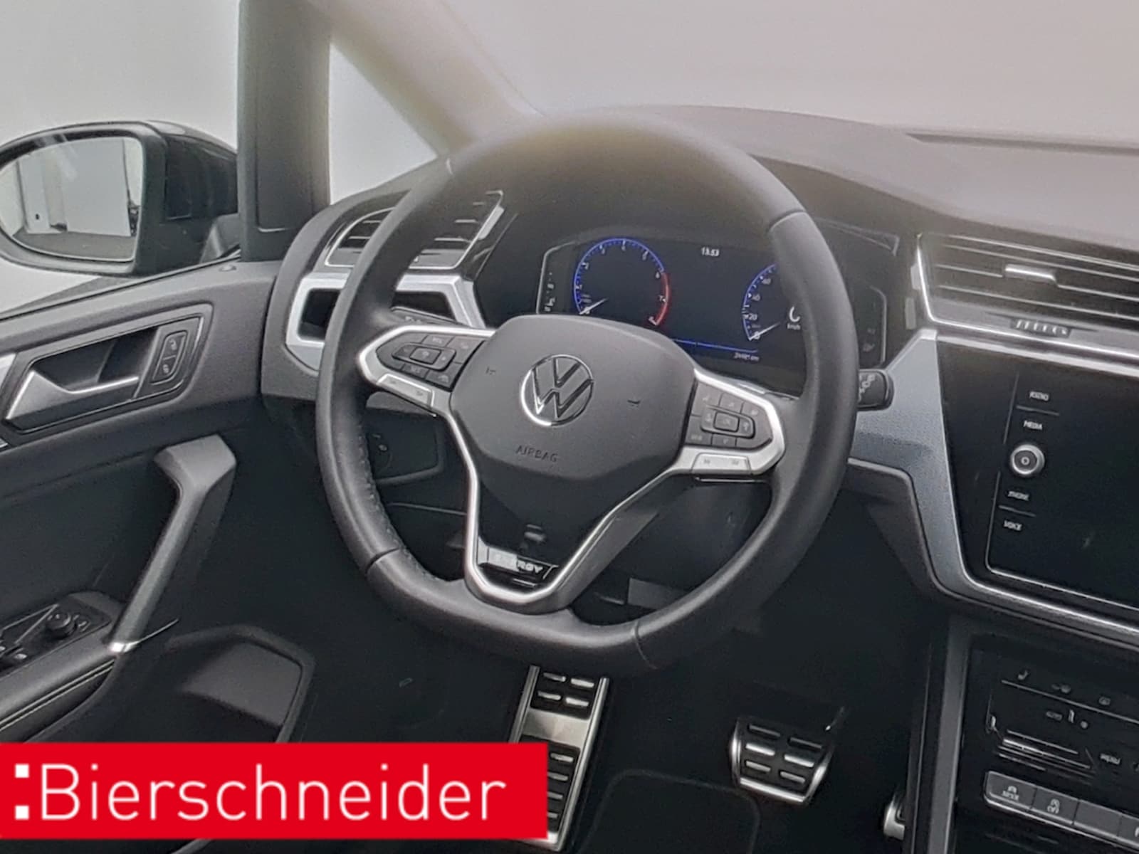 Volkswagen Touran – Bild 11