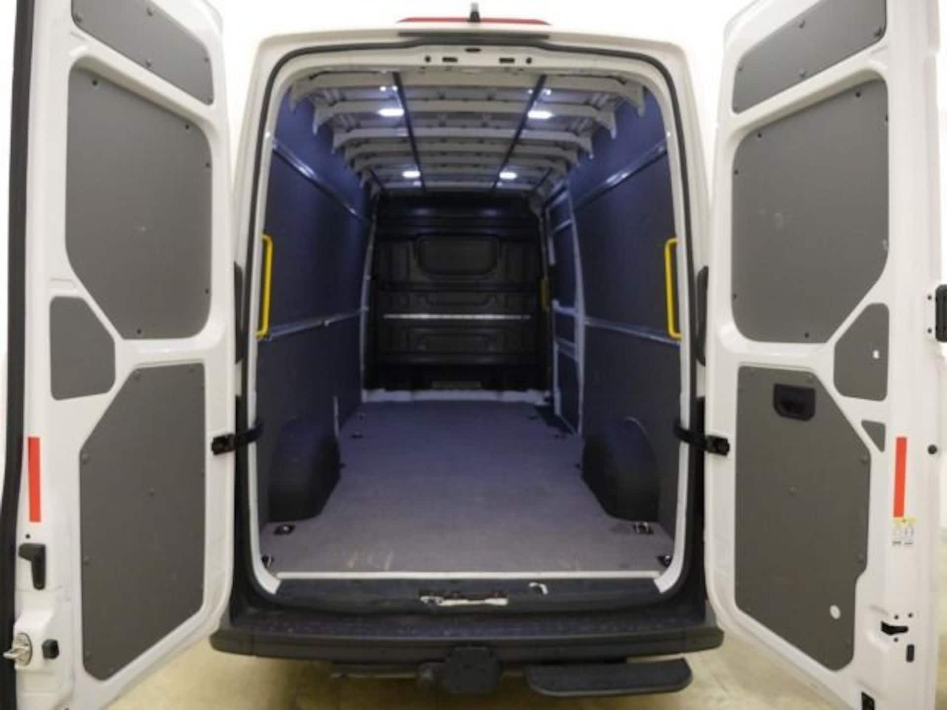 Volkswagen Crafter Kasten langer Radstand