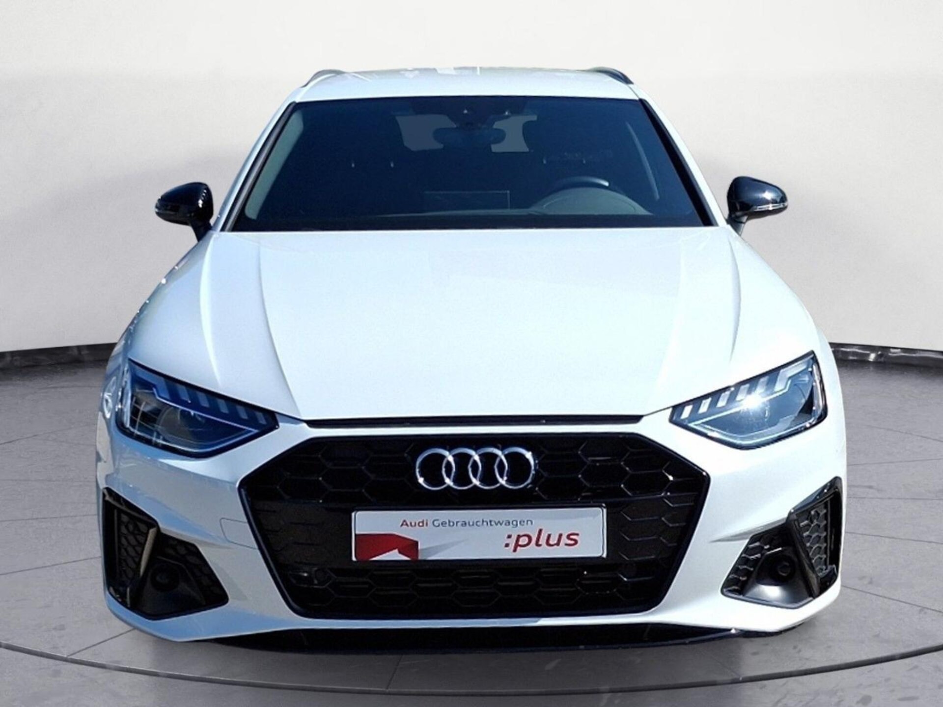 Audi A4 Avant S line