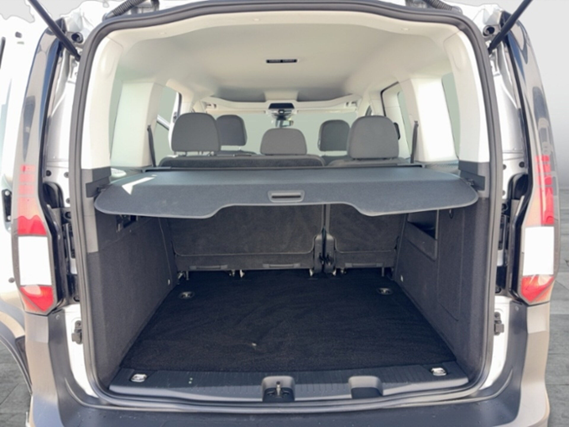 Volkswagen Caddy Basis-Modell