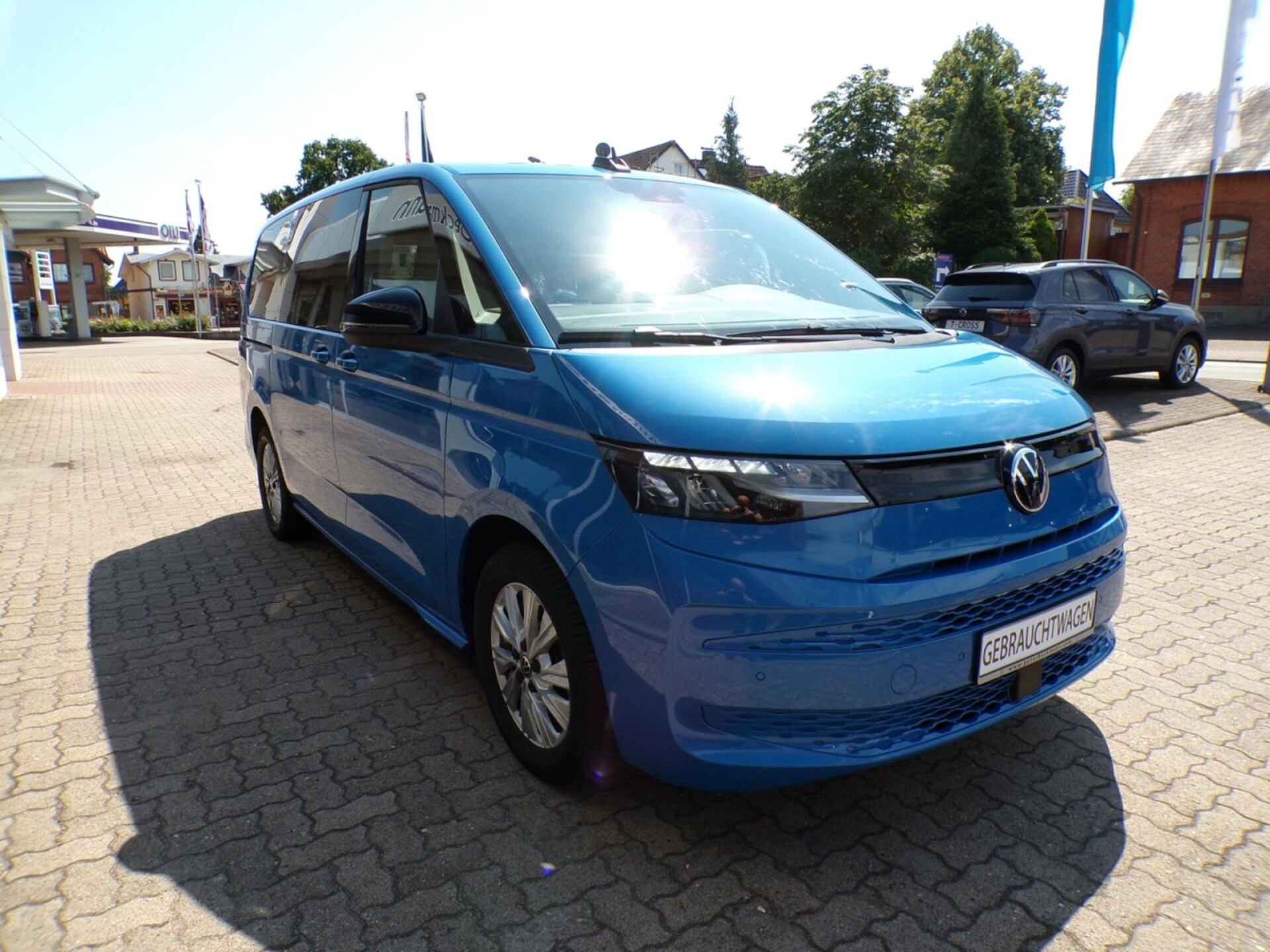Volkswagen Multivan Langversion Basis-Modell