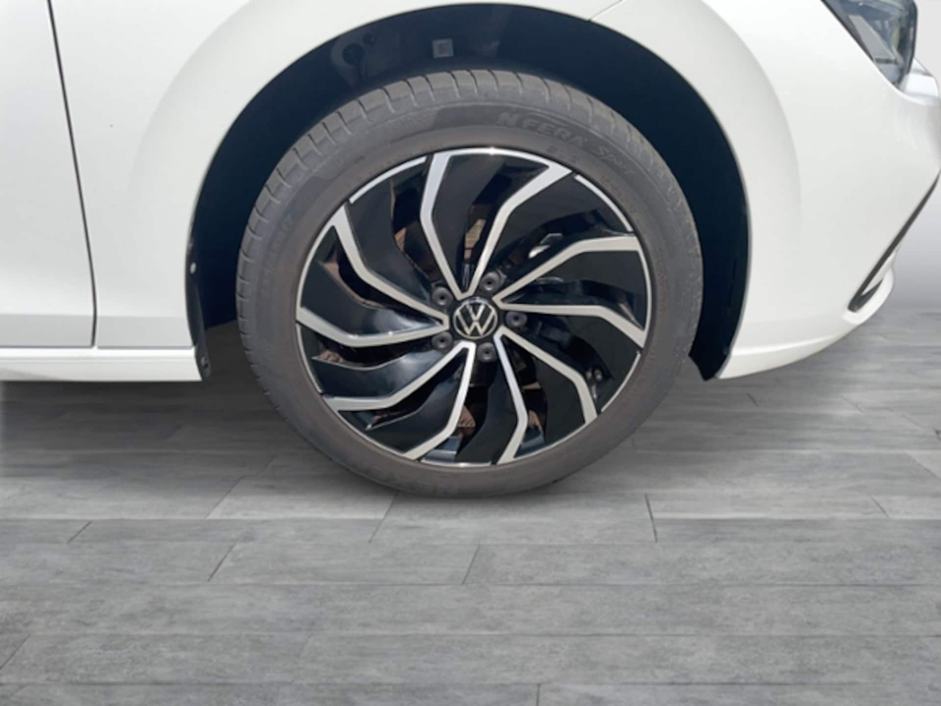 Volkswagen Golf Variant Life