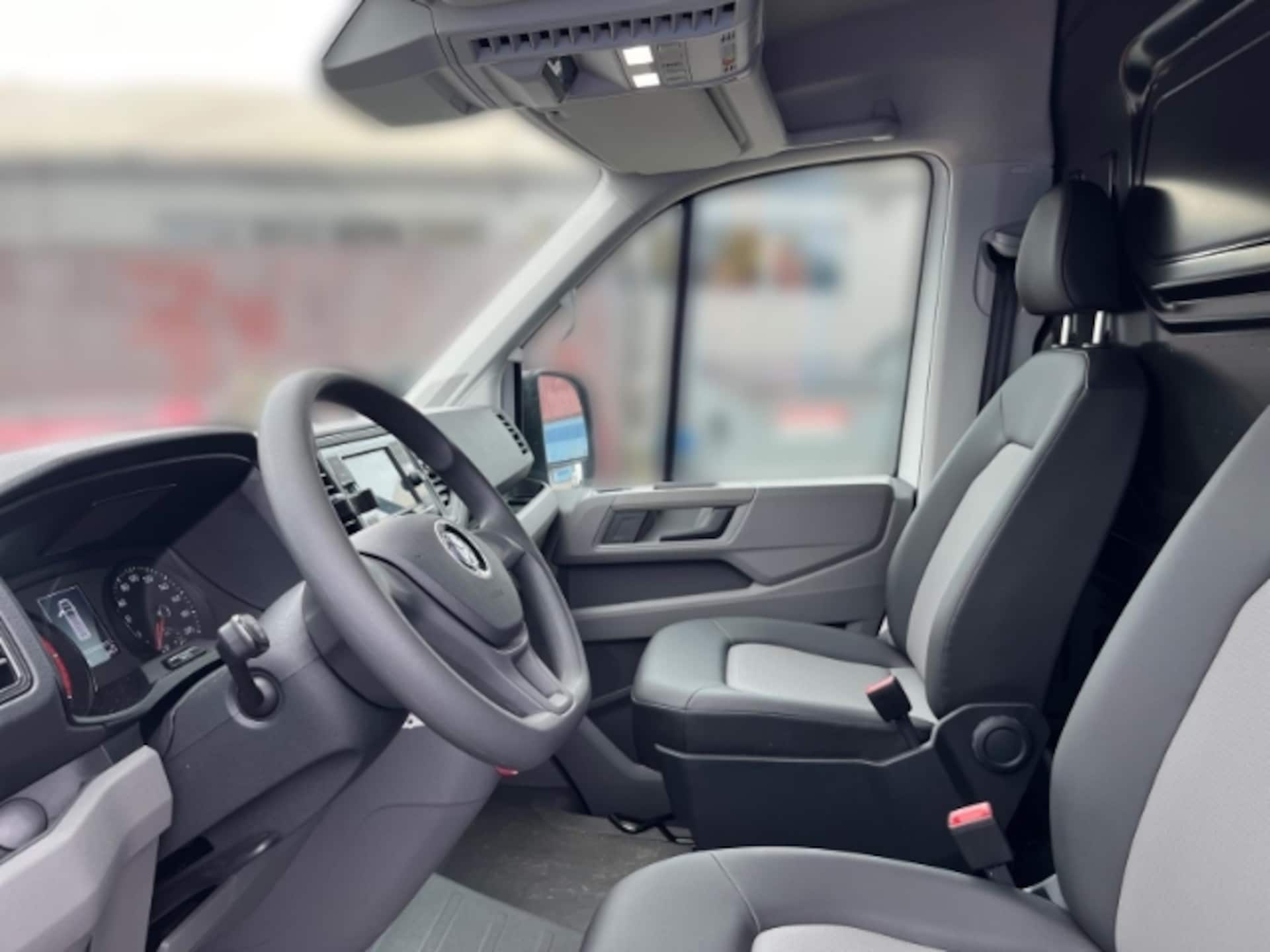 Volkswagen Crafter Kasten mittlerer Radstand