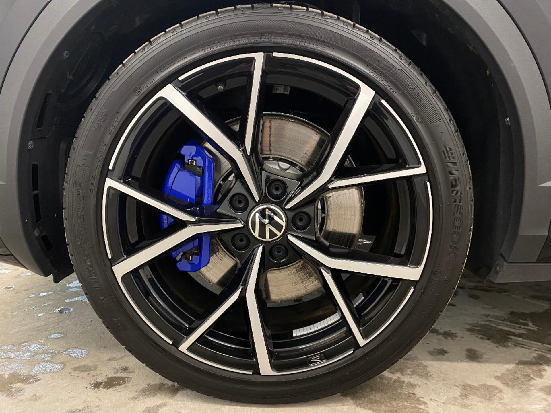 Volkswagen T-Roc R