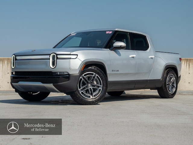 Photo of 2025 Rivian R1T 