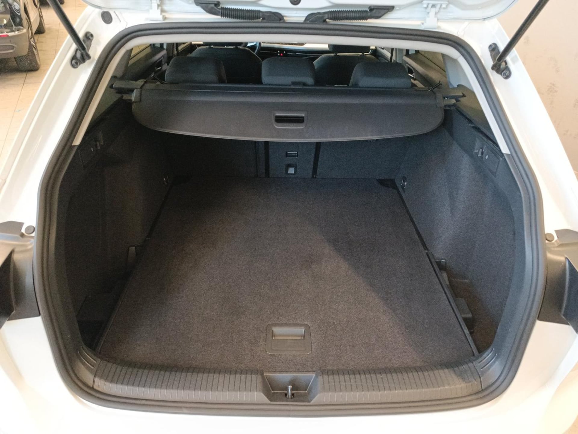 Volkswagen Golf Variant Life