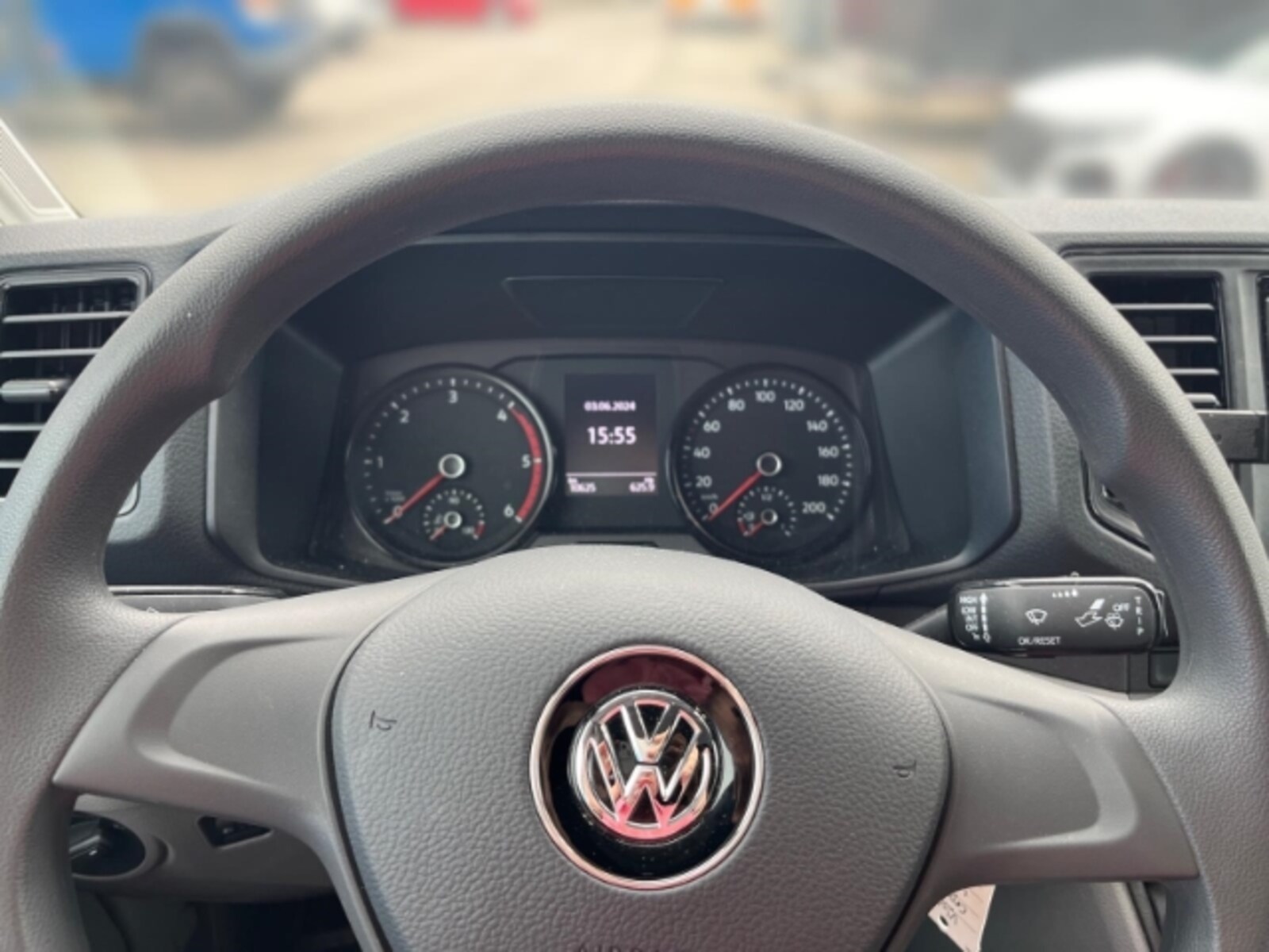 Volkswagen Crafter Kasten mittlerer Radstand – Bild 8