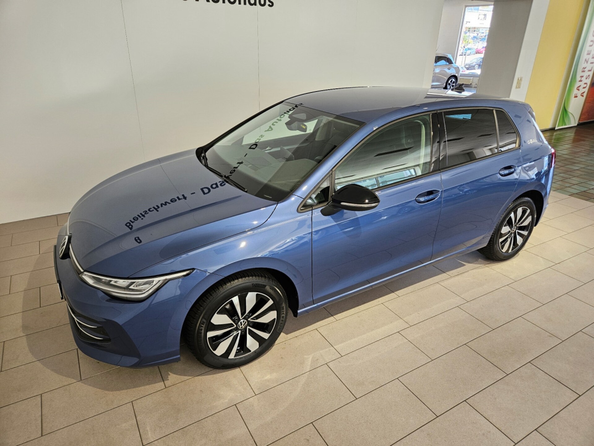 Volkswagen Golf Life