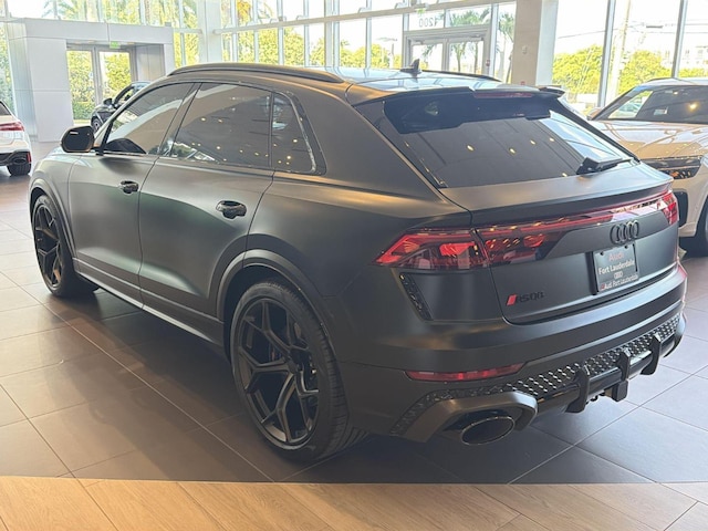 2026 Audi RS Q8 SUV performance