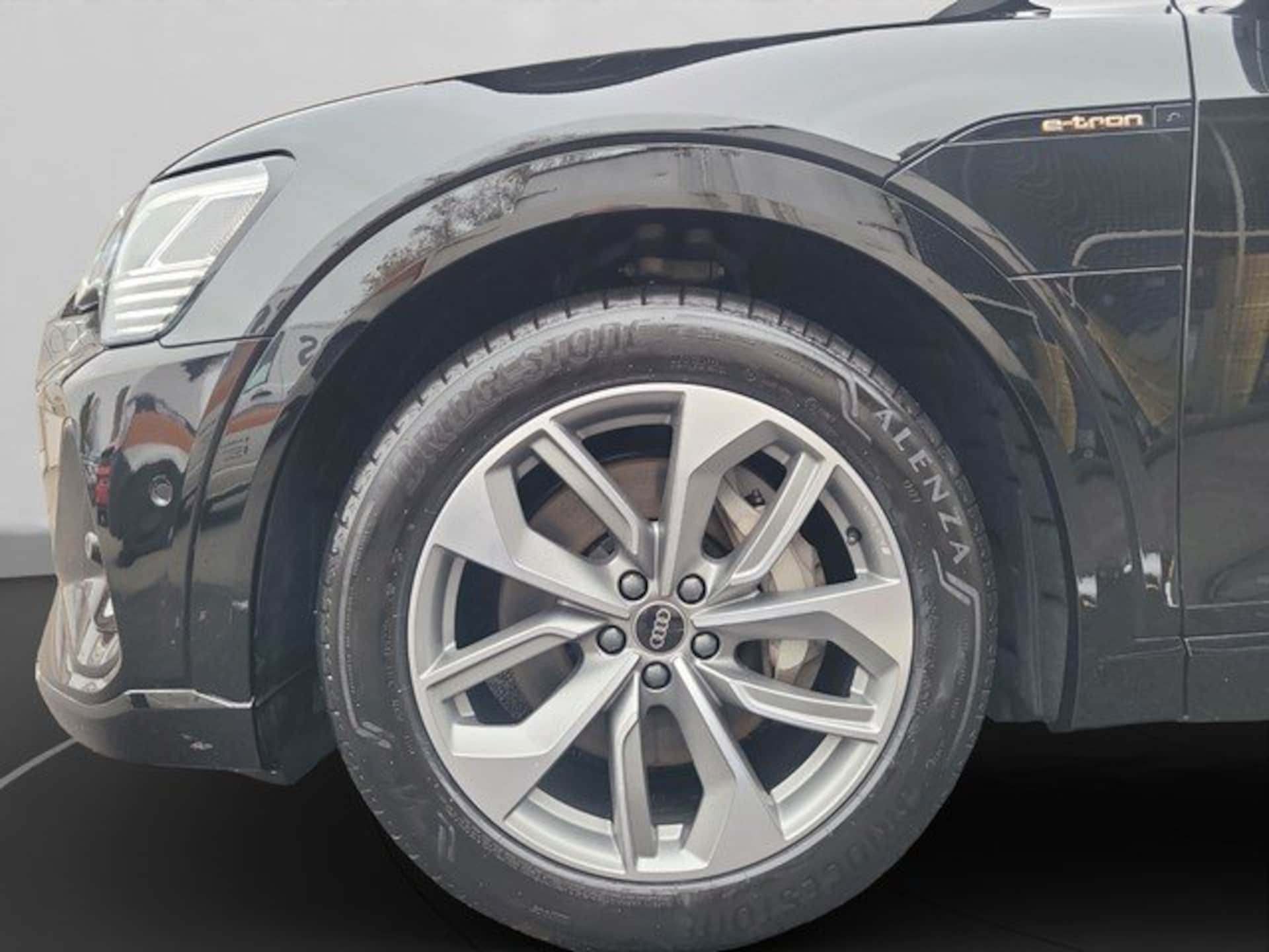 Audi e-tron Sportback S line
