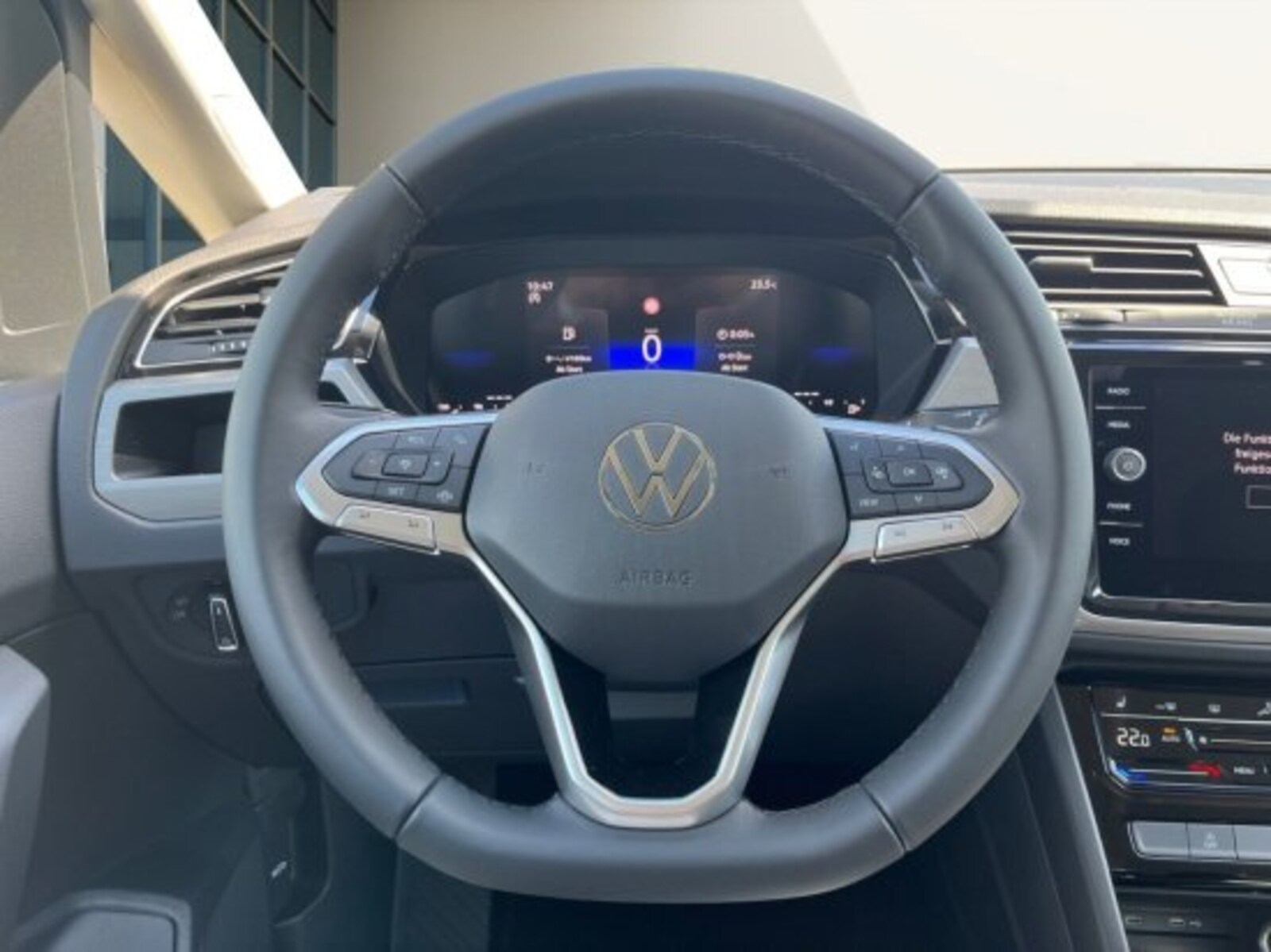 Volkswagen Touran – Bild 10