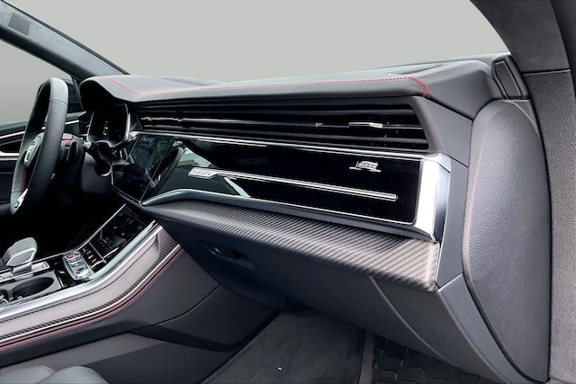 2026 Audi SQ8 Prestige - Photo 18