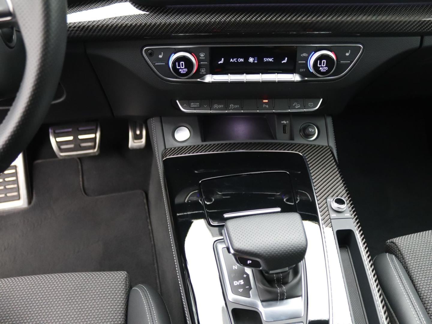 Bild über Audi Q5 40 TDI quattro 150 kW S tronic - für weitere Informationen kontaktieren Sie den Audi Partner