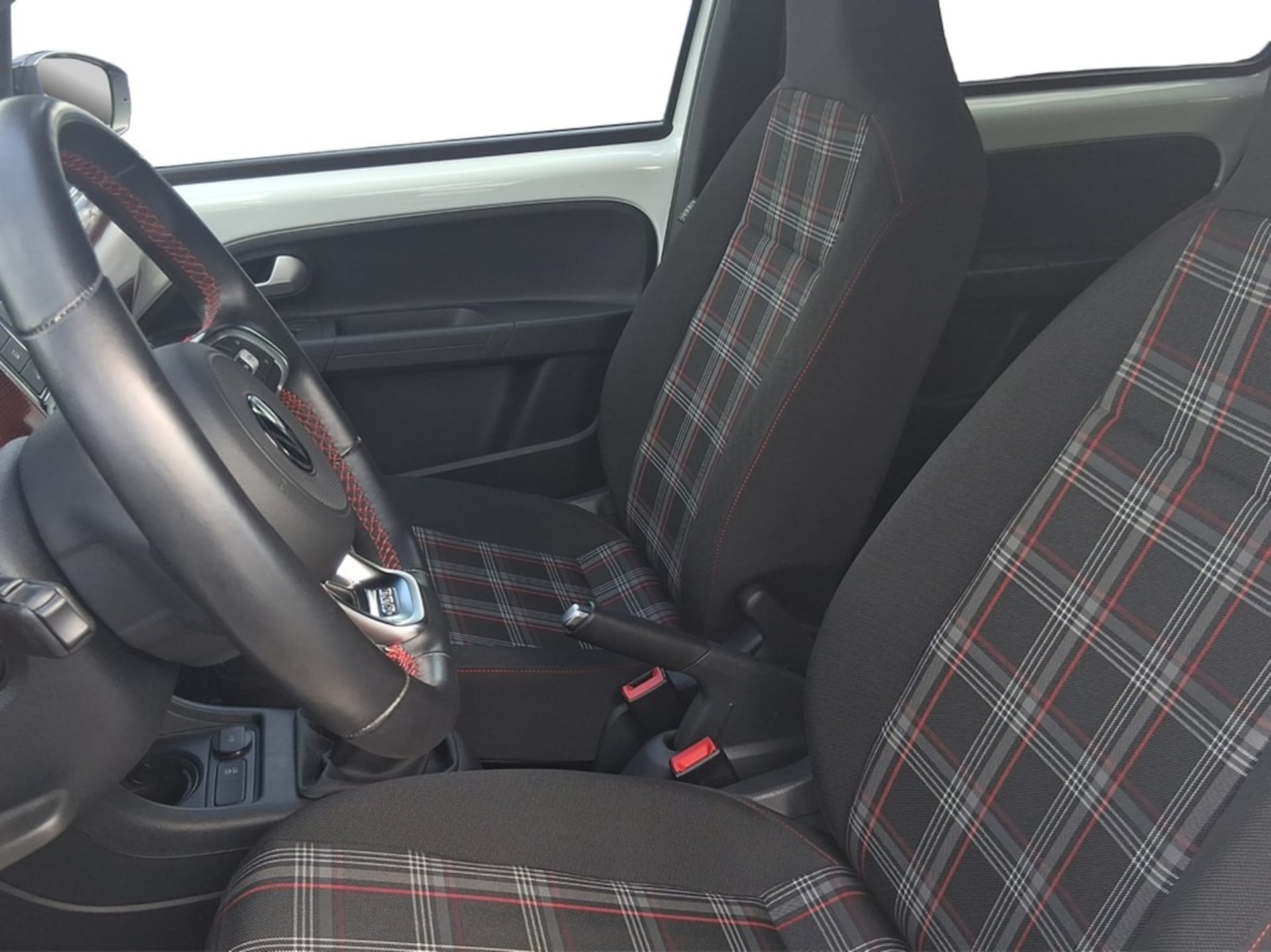 Volkswagen up! GTI