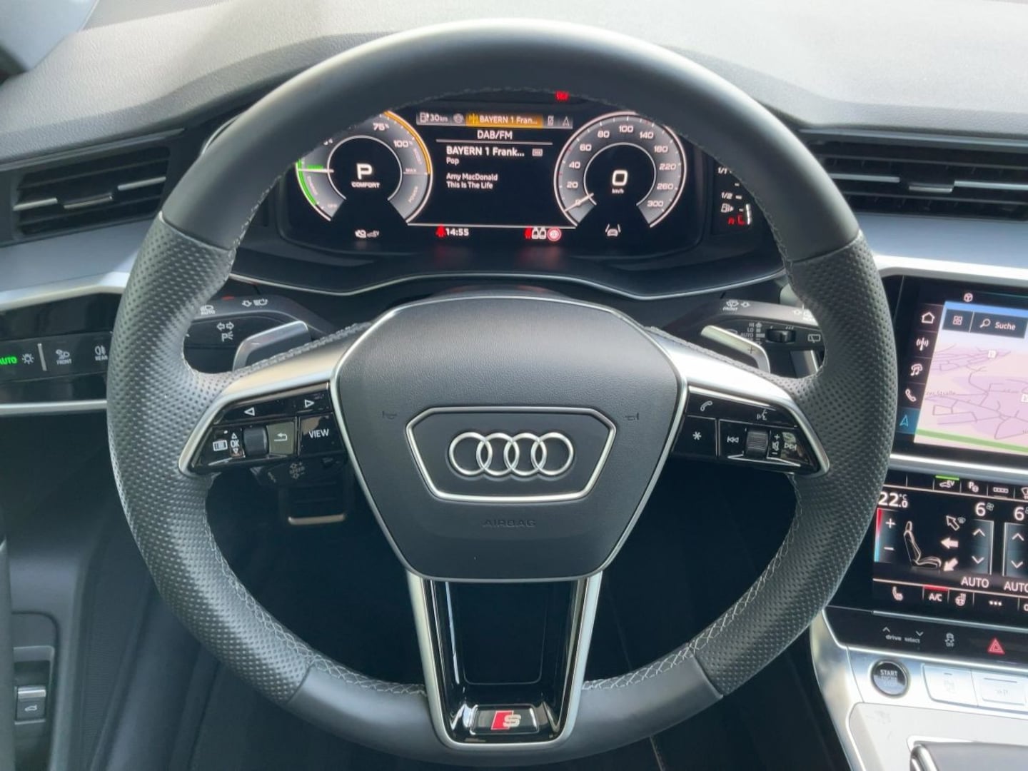 Bild über Audi A6 Avant TFSI e S line 55 TFSI e quattro S tronic - für weitere Informationen kontaktieren Sie den Audi Partner