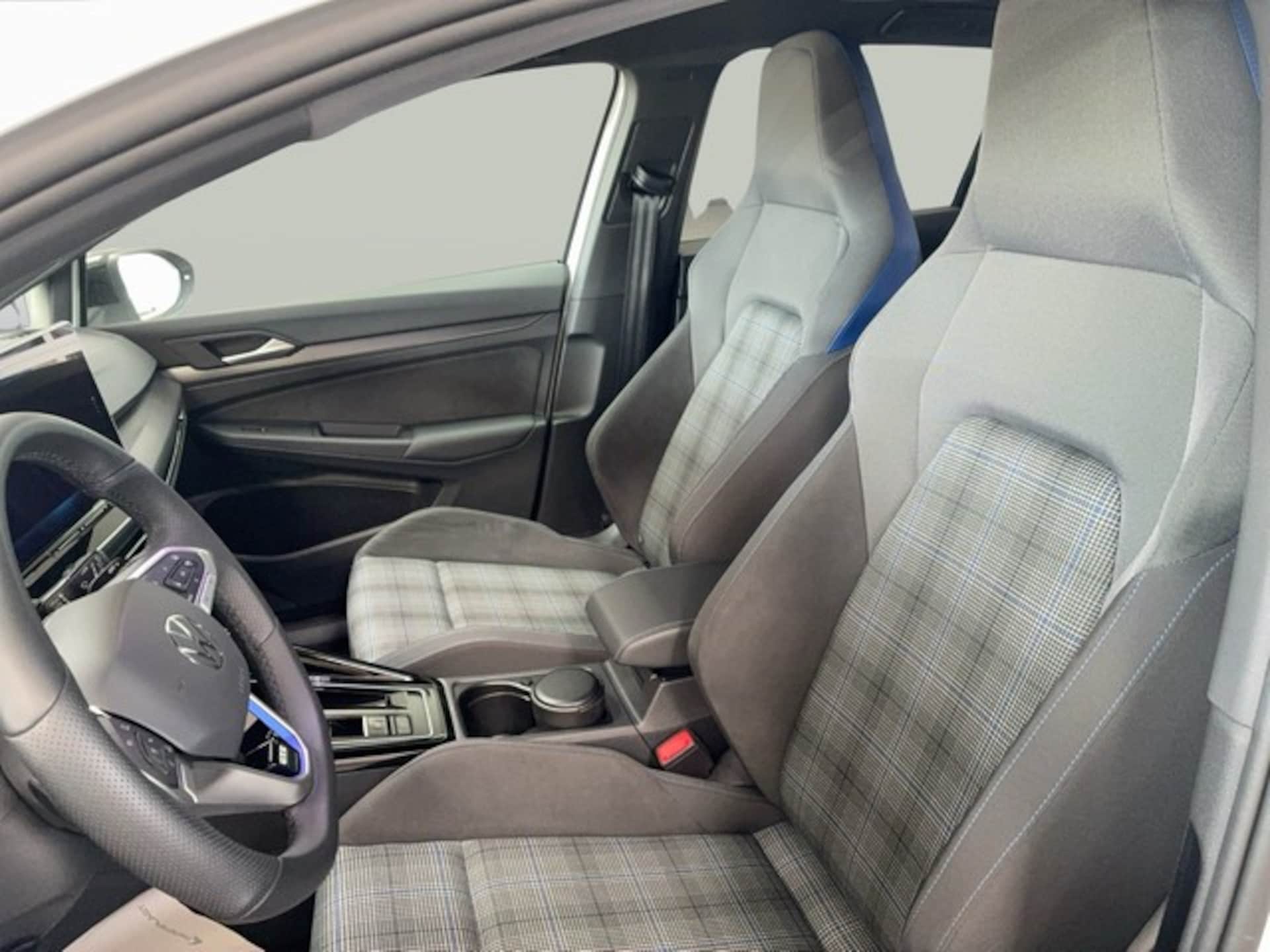 Volkswagen Golf GTE