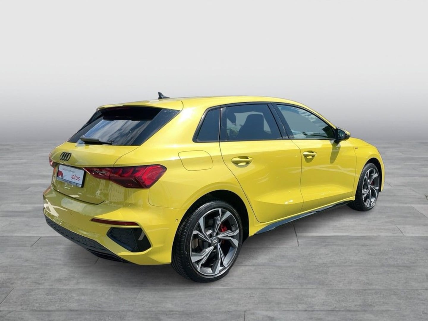 Bild über Audi A3 Sportback TFSI e S line 45 TFSI e S tronic - für weitere Informationen kontaktieren Sie den Audi Partner