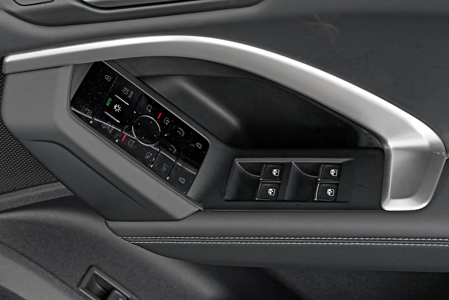 Image about Audi Q5 SUV TDI quattro 150 kW sport