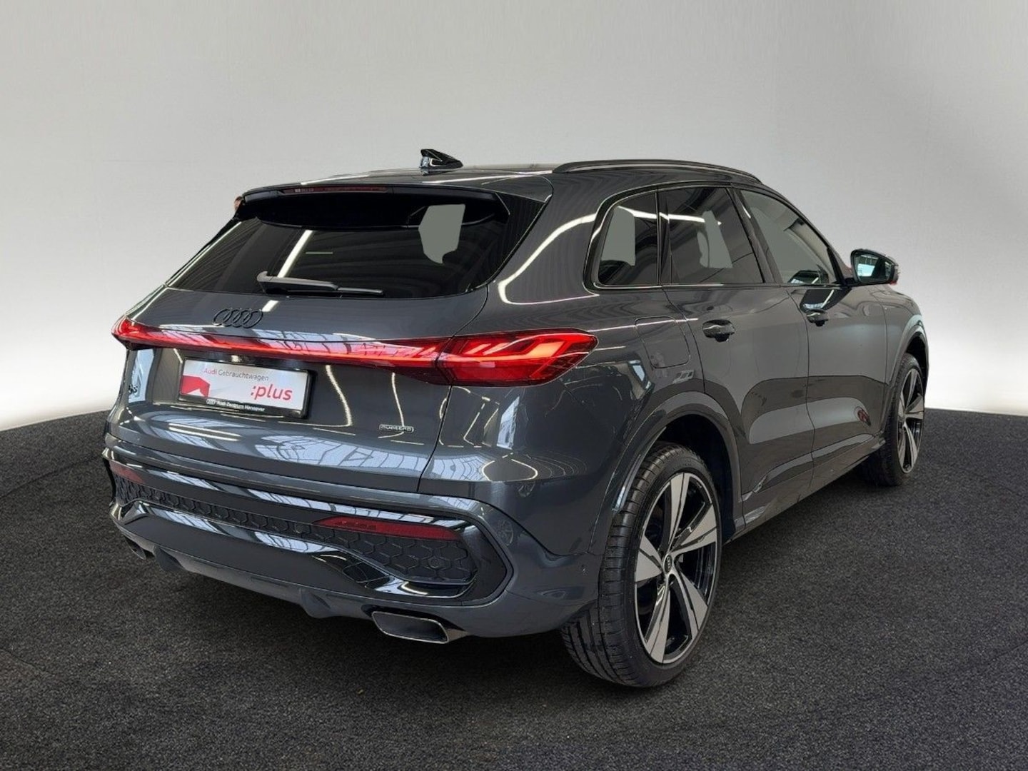 Bild über Audi Q5 SUV e-hybrid e-hybrid quattro 220 kW S tronic - für weitere Informationen kontaktieren Sie den Audi Partner