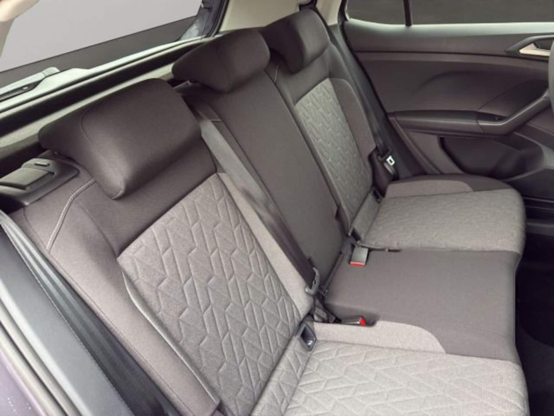 Volkswagen T-Cross Life