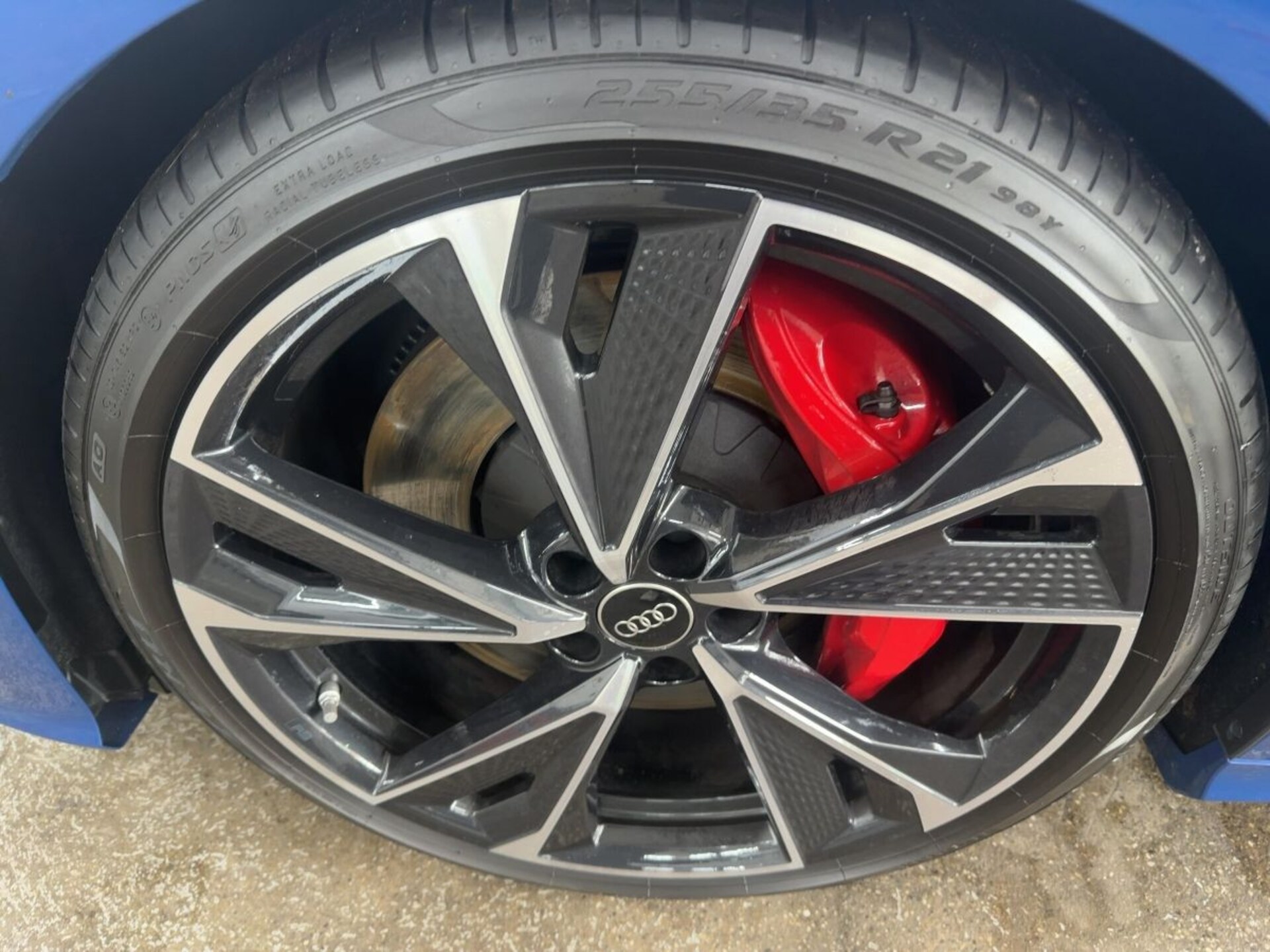 Audi S6 Avant