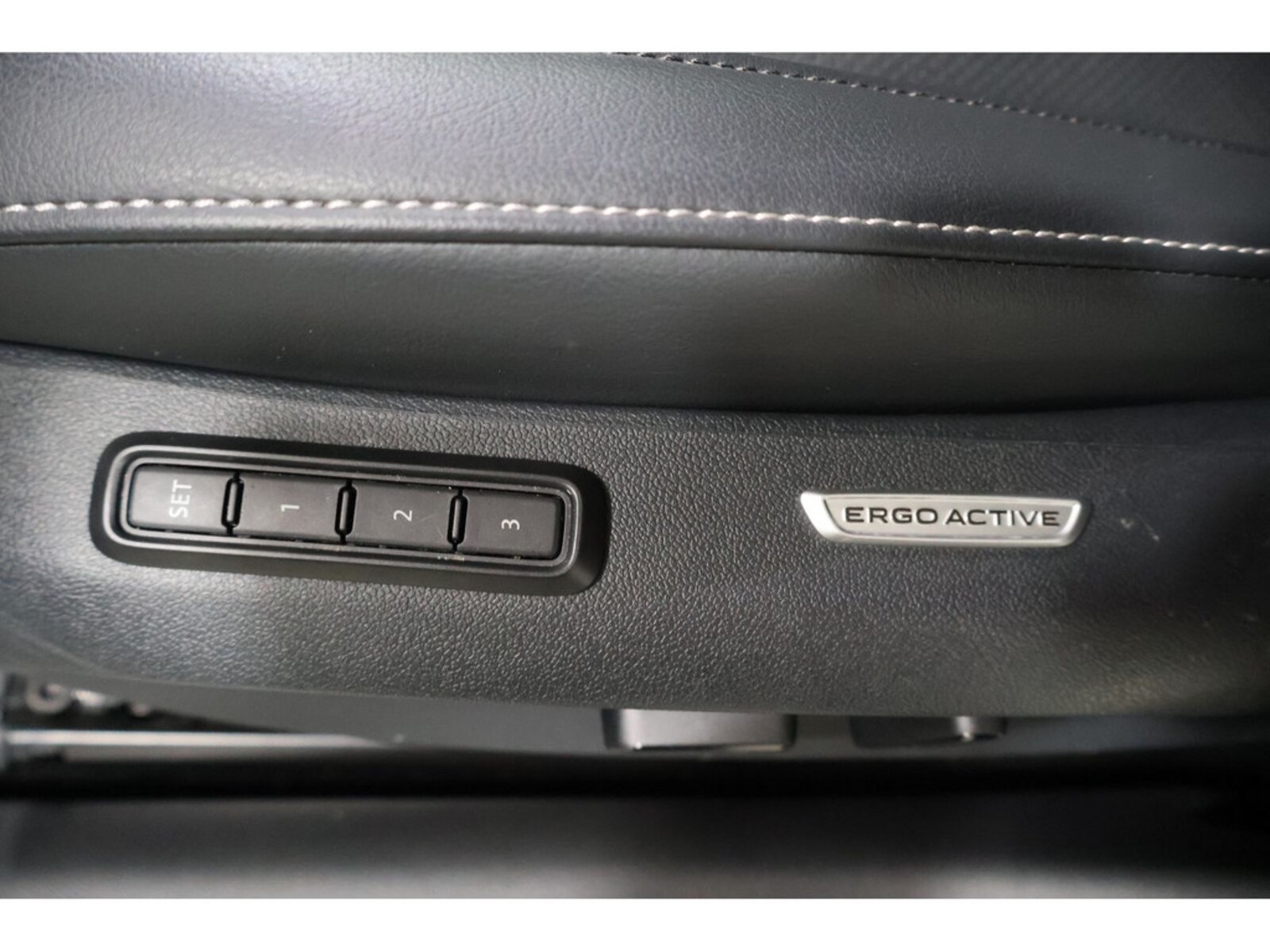 Volkswagen Passat – Bild 26