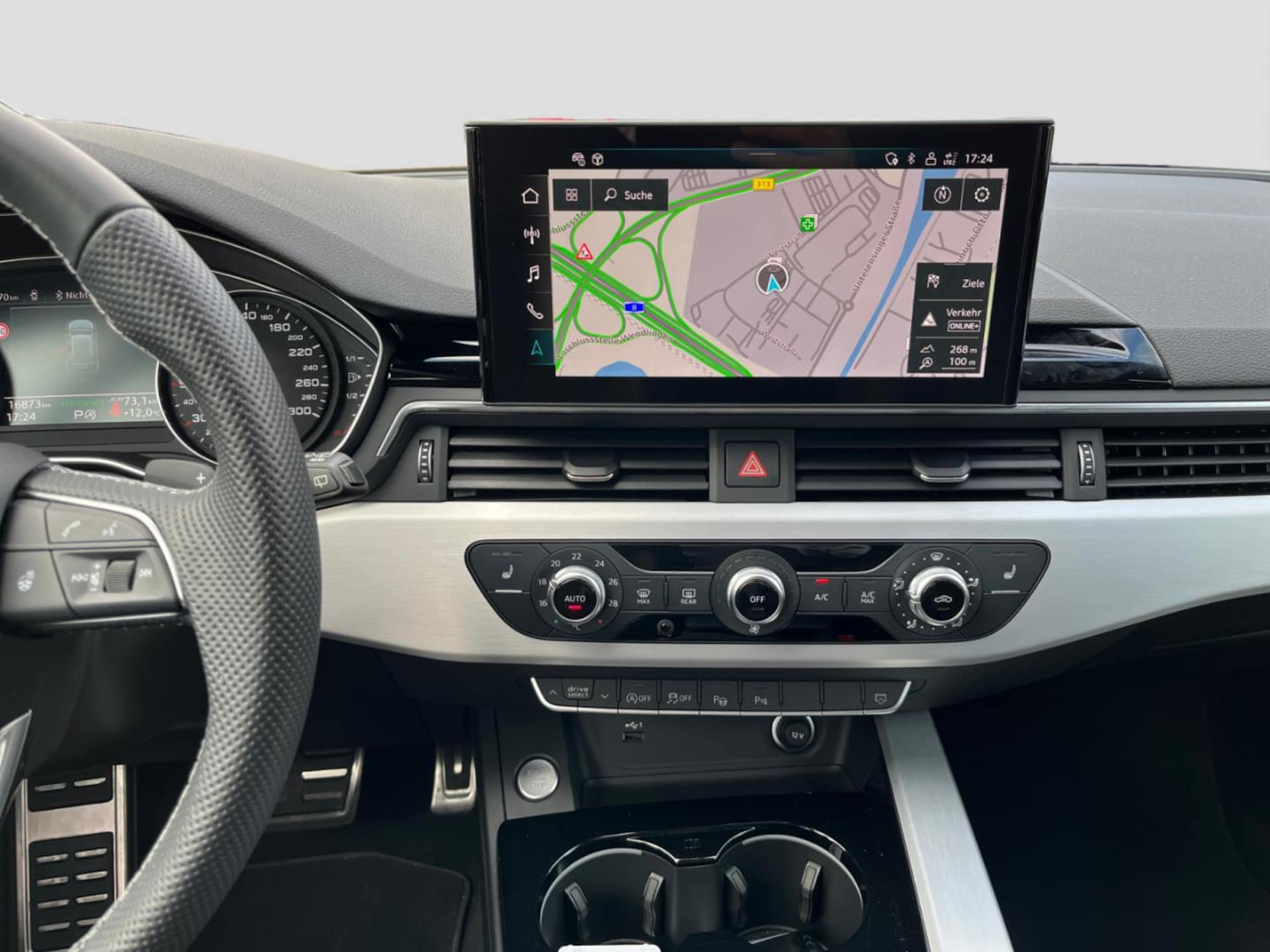 Audi A4 Avant S line