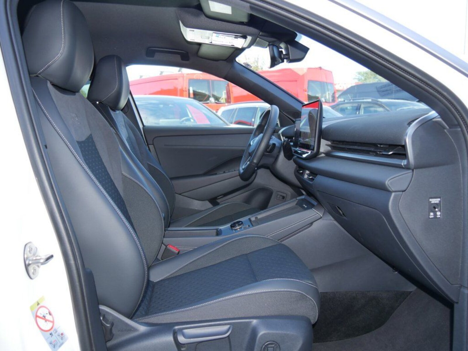 Volkswagen T-Roc – Bild 3