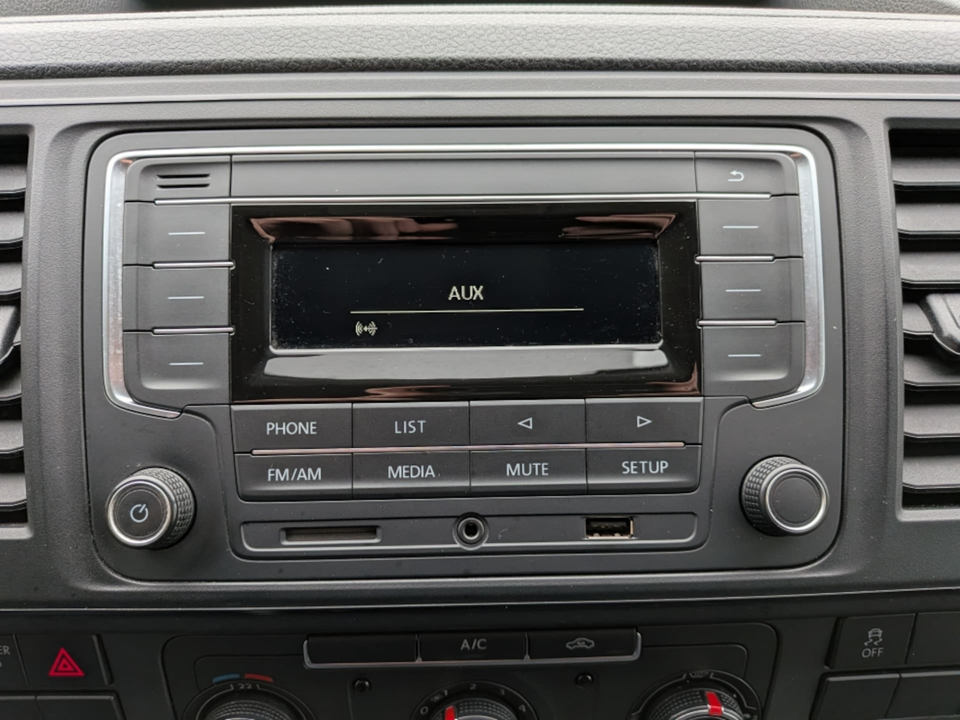 Volkswagen T6 Transporter Kasten langer Radstand