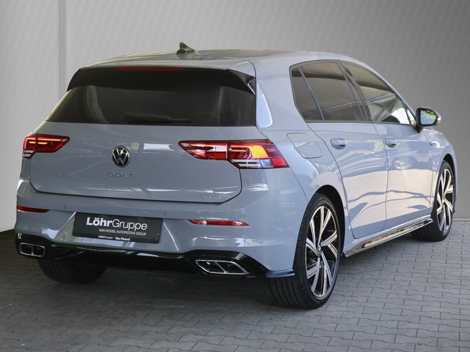Volkswagen Golf R-Line