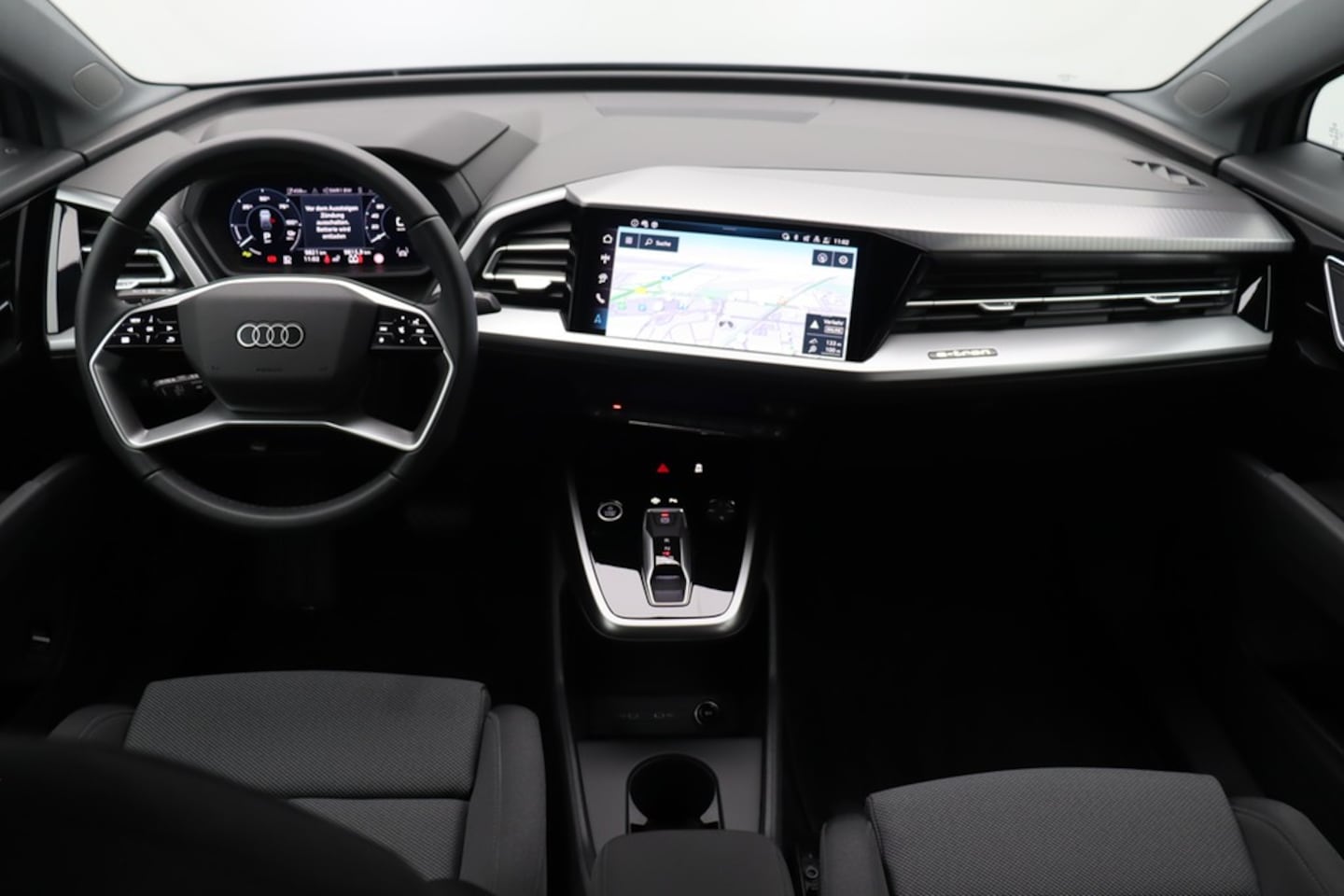 Bild über Audi Q4 e-tron 45 e-tron - für weitere Informationen kontaktieren Sie den Audi Partner