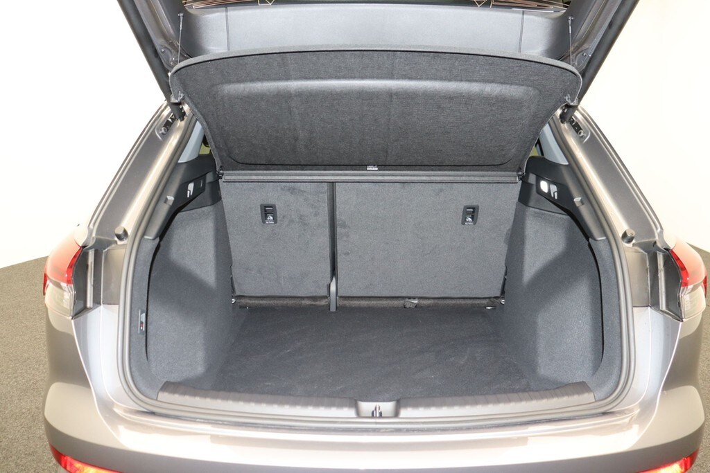 Image about Audi Q4 e-tron 40 e-tron