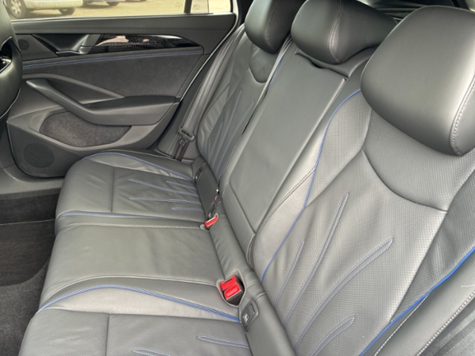 Volkswagen Passat – Bild 12