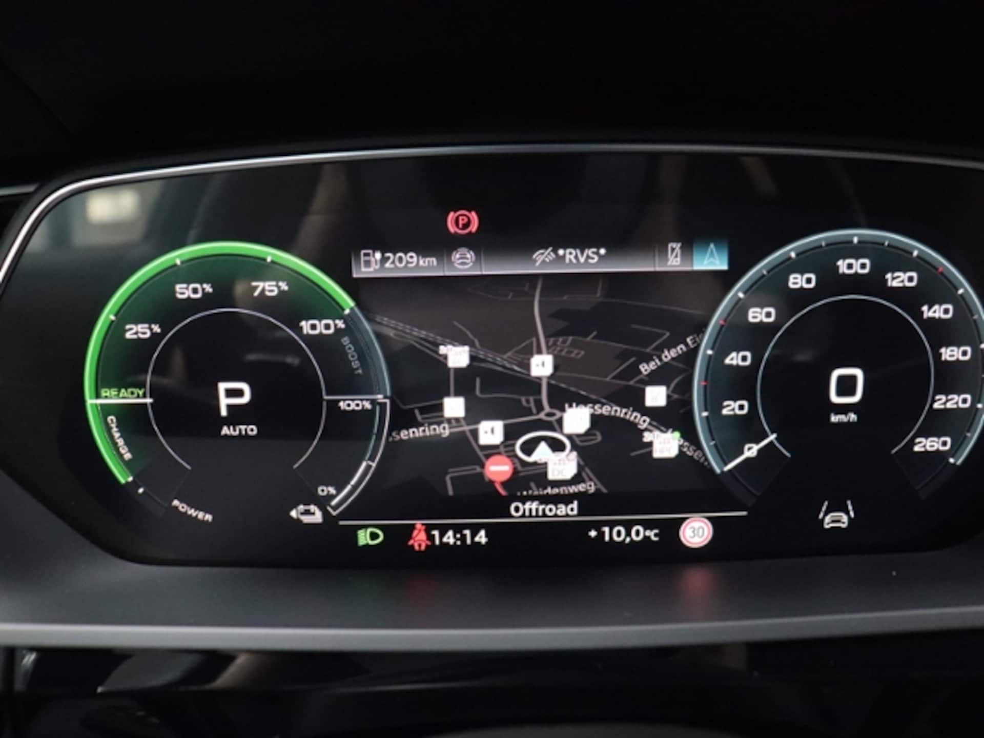 Audi Q8 Sportback e-tron Advanced