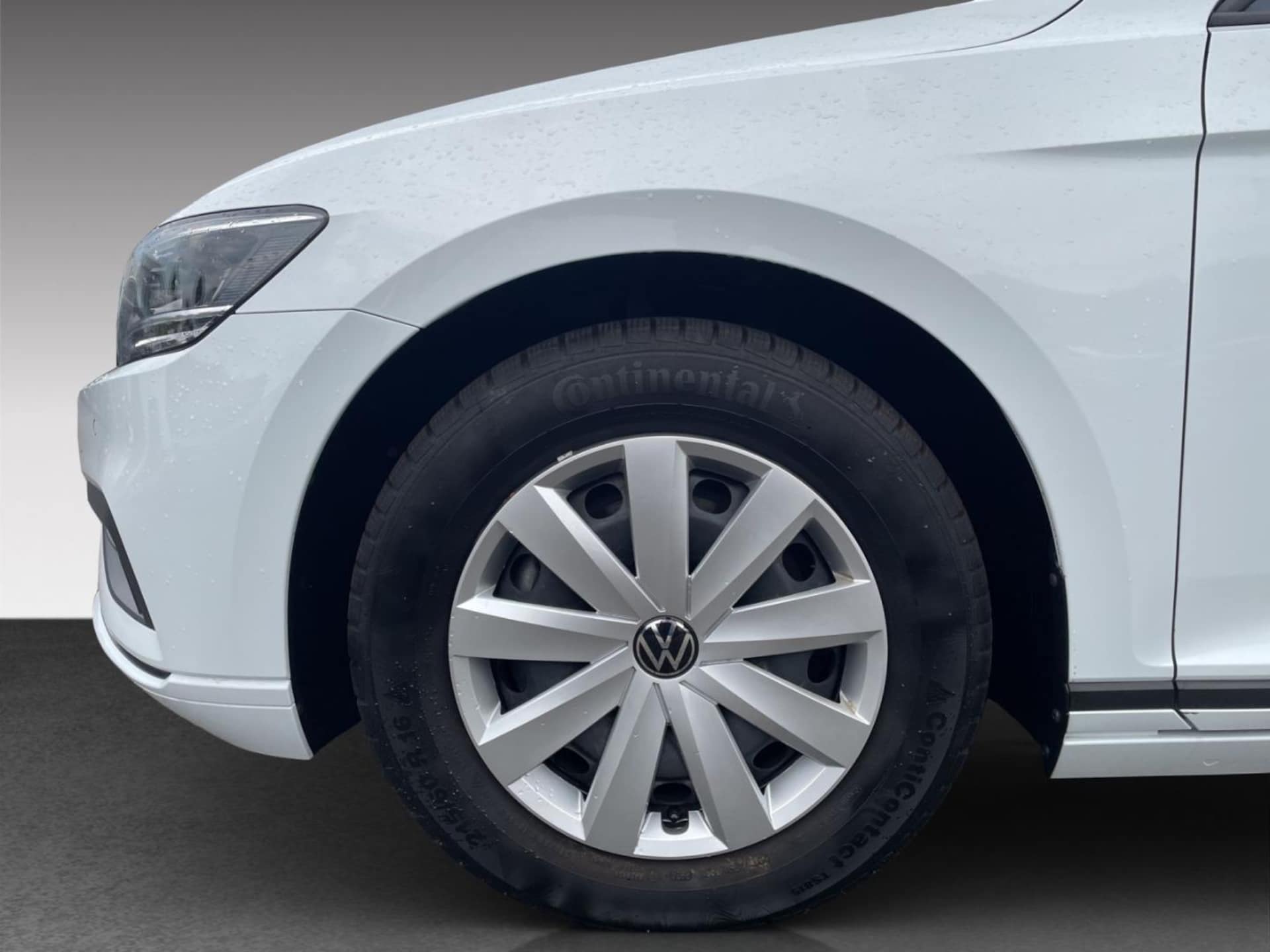 Volkswagen Passat Variant Basis-Modell