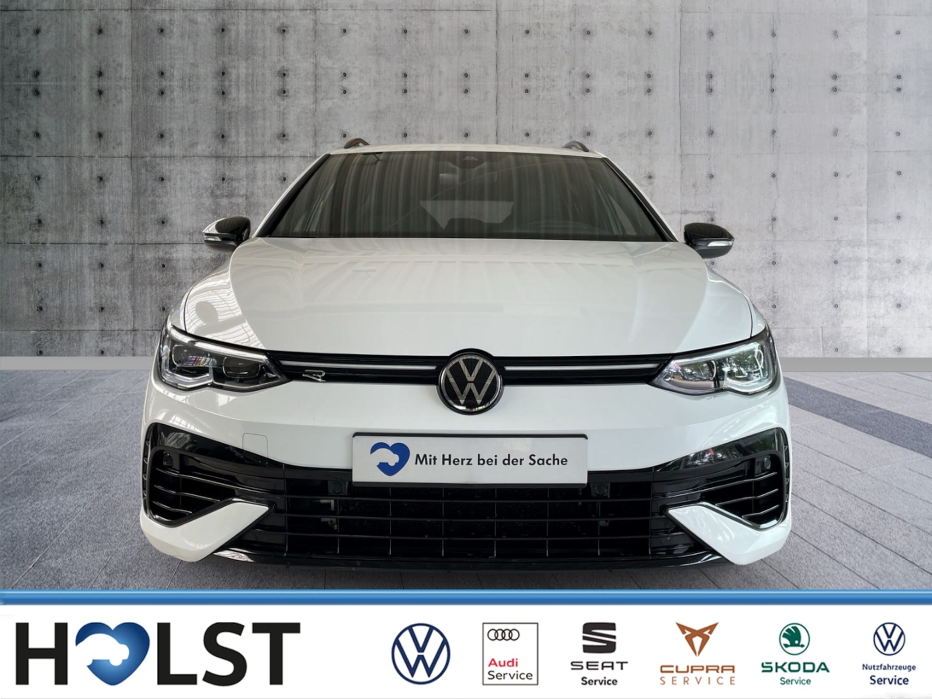 Volkswagen Golf Variant R