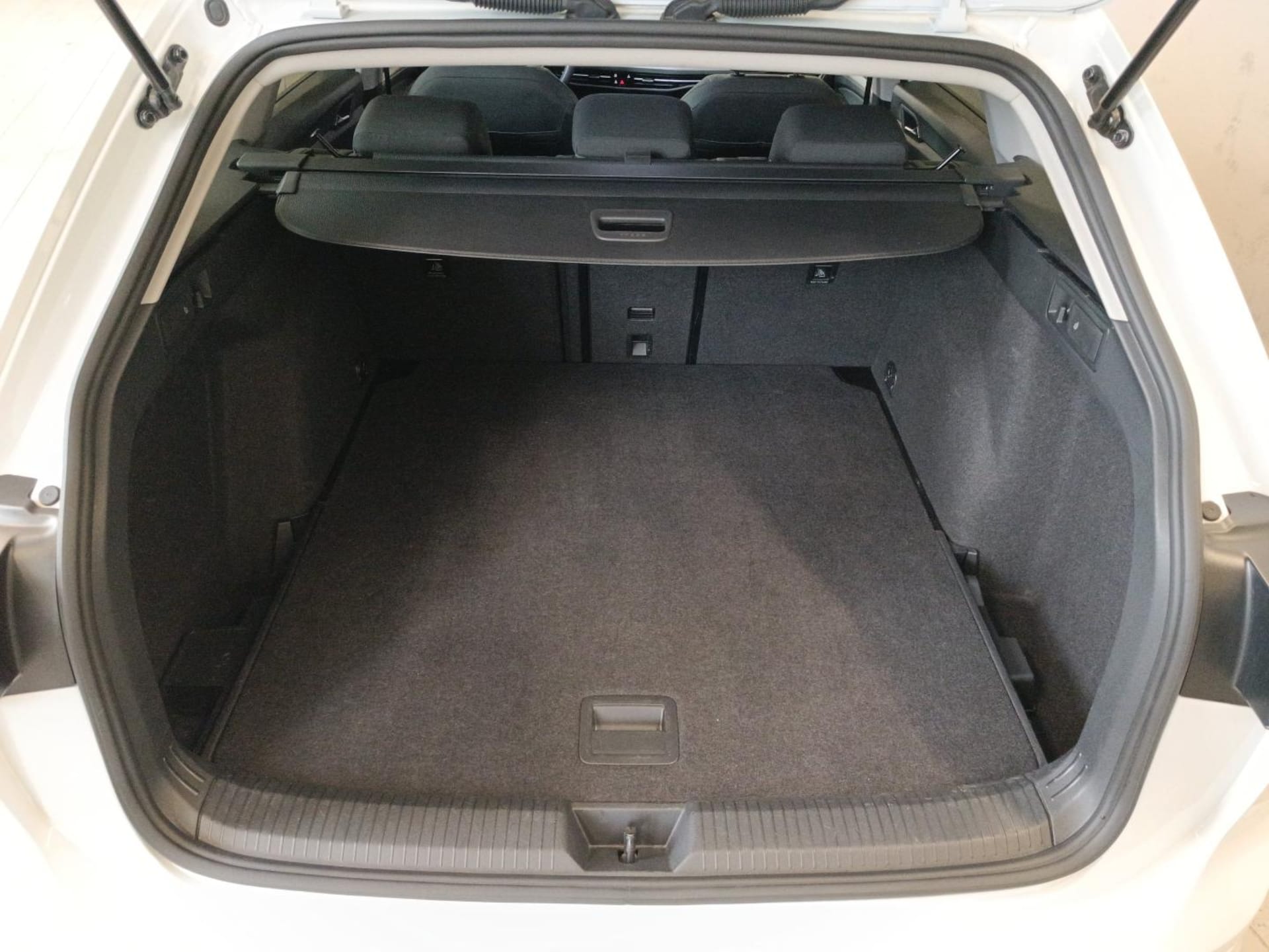 Volkswagen Golf Variant Life