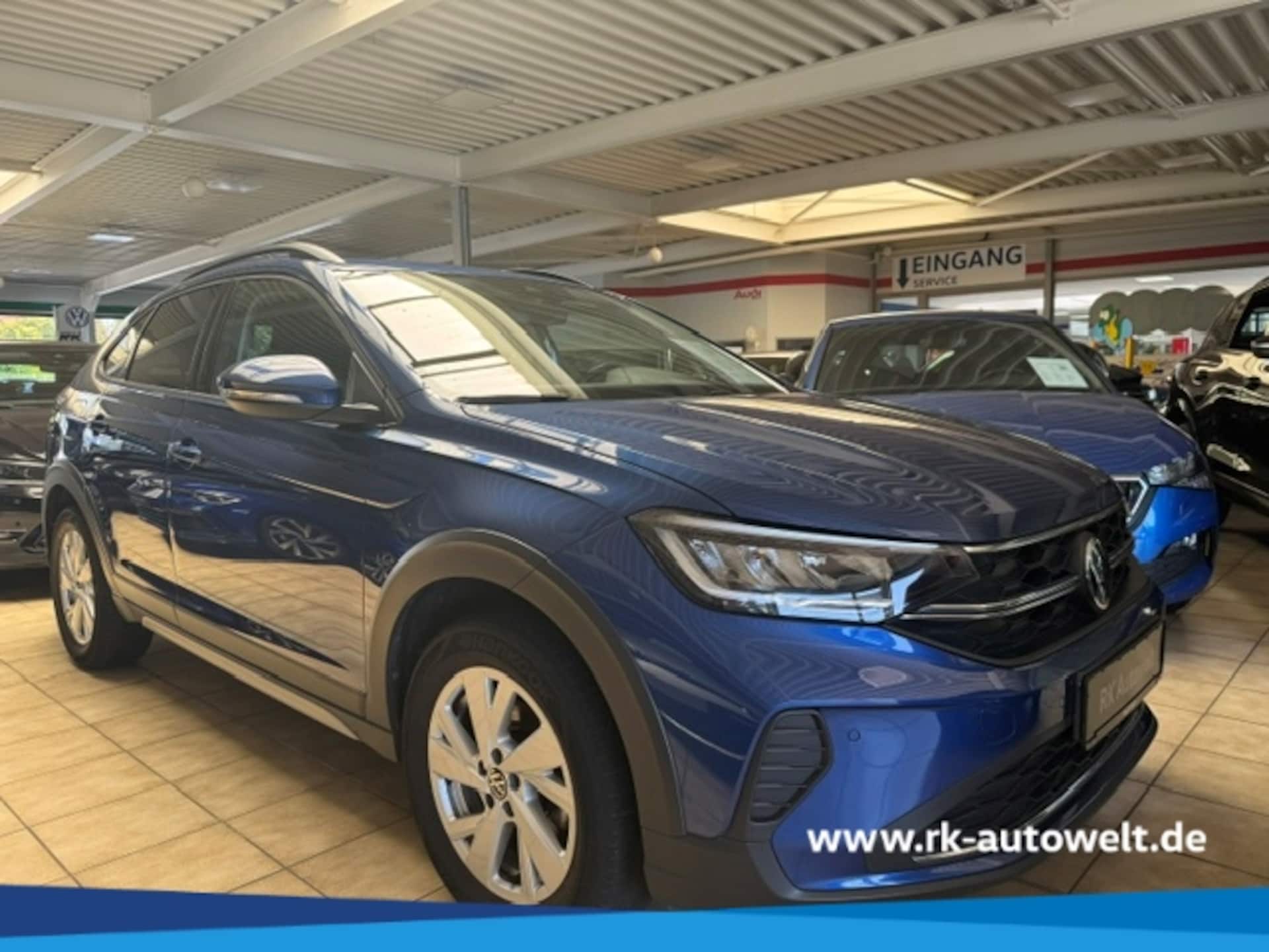 Volkswagen Taigo 2022 — Life Navi Digitales Cockpit LED ACC Apple CarPlay Android Auto 2-Zonen-Klimaautom